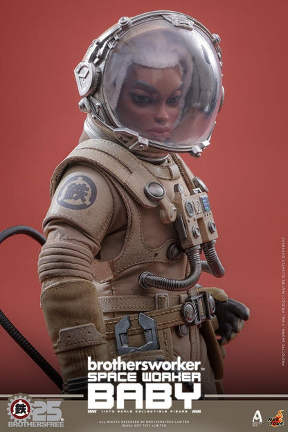 HOT TOYS - Brothersfree 1/6 Space Worker Baby (Brothersfree 25th Version)