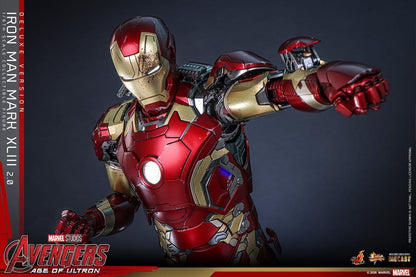 HOT TOYS - Avengers: Age of Ultron Movie Masterpiece Diecast Action Figure 1/6 Iron Man Mark XLIII (2.0) (Deluxe Version)