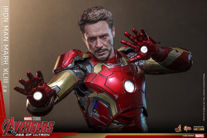 HOT TOYS - Avengers: Age of Ultron Movie Masterpiece Diecast Action Figure 1/6 Iron Man Mark XLIII (2.0)