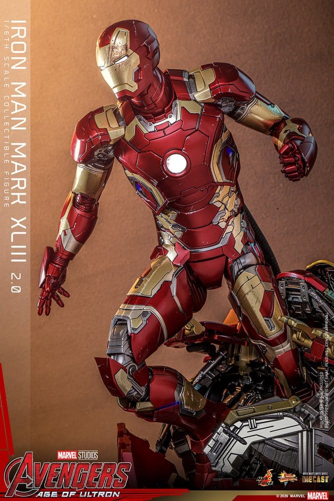 HOT TOYS - Avengers: Age of Ultron Movie Masterpiece Diecast Action Figure 1/6 Iron Man Mark XLIII (2.0)