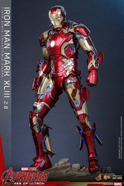 HOT TOYS - Avengers: Age of Ultron Movie Masterpiece Diecast Action Figure 1/6 Iron Man Mark XLIII (2.0)