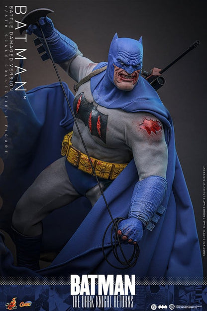 HOT TOYS - Batman: The Dark Knight Returns Comic Masterpiece Action Figure 1/6 Batman (Battle Damaged Version)