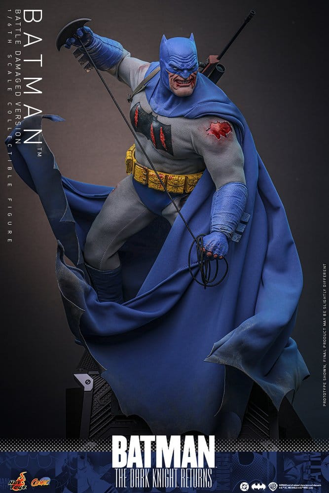 HOT TOYS - Batman: The Dark Knight Returns Comic Masterpiece Action Figure 1/6 Batman (Battle Damaged Version)