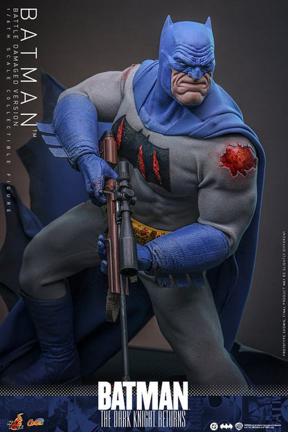 HOT TOYS - Batman: The Dark Knight Returns Comic Masterpiece Action Figure 1/6 Batman (Battle Damaged Version)
