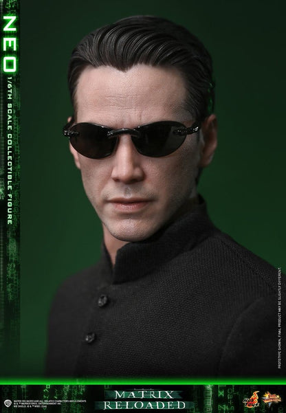 HOT TOYS - Matrix Movie Masterpiece Action Figure 1/6 Neo