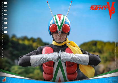 HOT TOYS - Kamen Rider Action Figure 1/6 Riderman