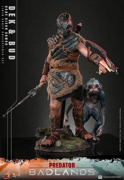 HOT TOYS - Predator: Badlands Movie Masterpiece Action Figures 2-Pack 1/6 Dek (Bone Bison Armor) and Bud