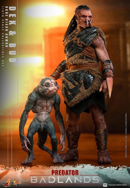HOT TOYS - Predator: Badlands Movie Masterpiece Action Figures 2-Pack 1/6 Dek (Bone Bison Armor) and Bud
