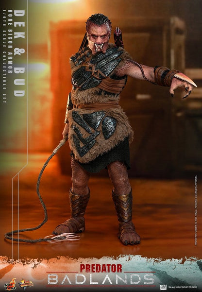 HOT TOYS - Predator: Badlands Movie Masterpiece Action Figures 2-Pack 1/6 Dek (Bone Bison Armor) and Bud
