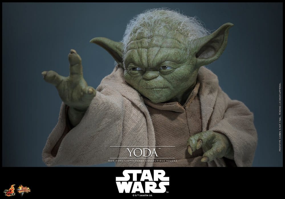 HOT TOYS - Star Wars: Revenge of the Sith Movie Masterpiece Action Figure 1/6 Yoda