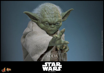 HOT TOYS - Star Wars: Revenge of the Sith Movie Masterpiece Action Figure 1/6 Yoda