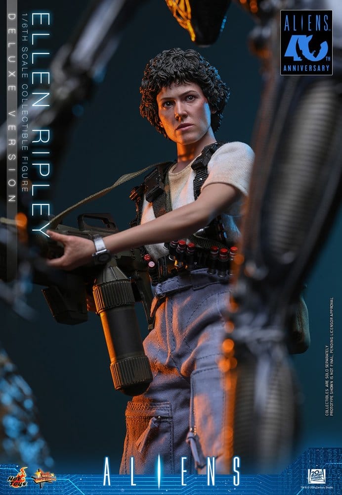 HOT TOYS - Alien Movie Masterpiece Action Figure 1/6 Ellen Ripley (Deluxe Version)  MMS895