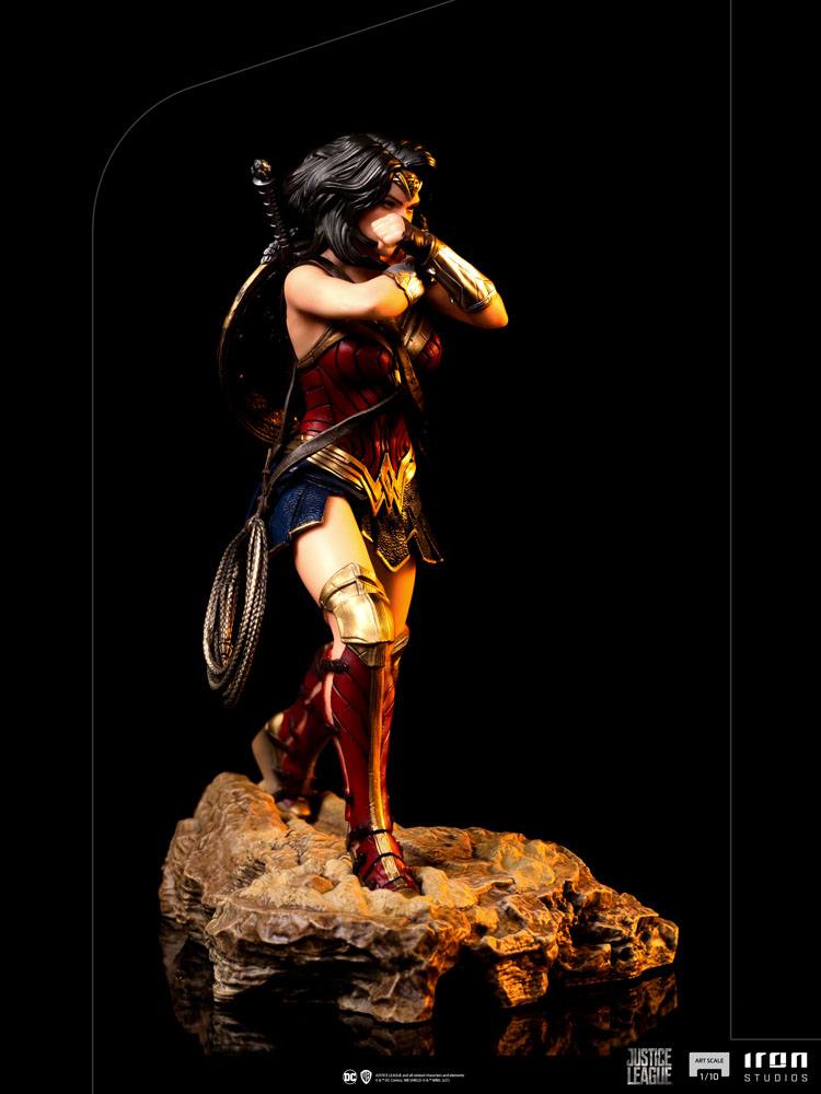 IRON STUDIO - Dc Comics - Zack Snyder's Justice League Art Scale Statue 1:10 Wonder Woman