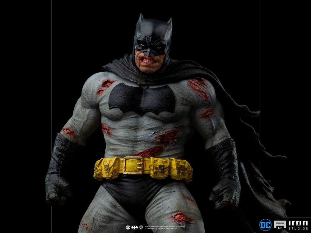 IRON STUDIO - Dc Comics - Batman The Dark Knight Returns Diorama 1:6 Batman