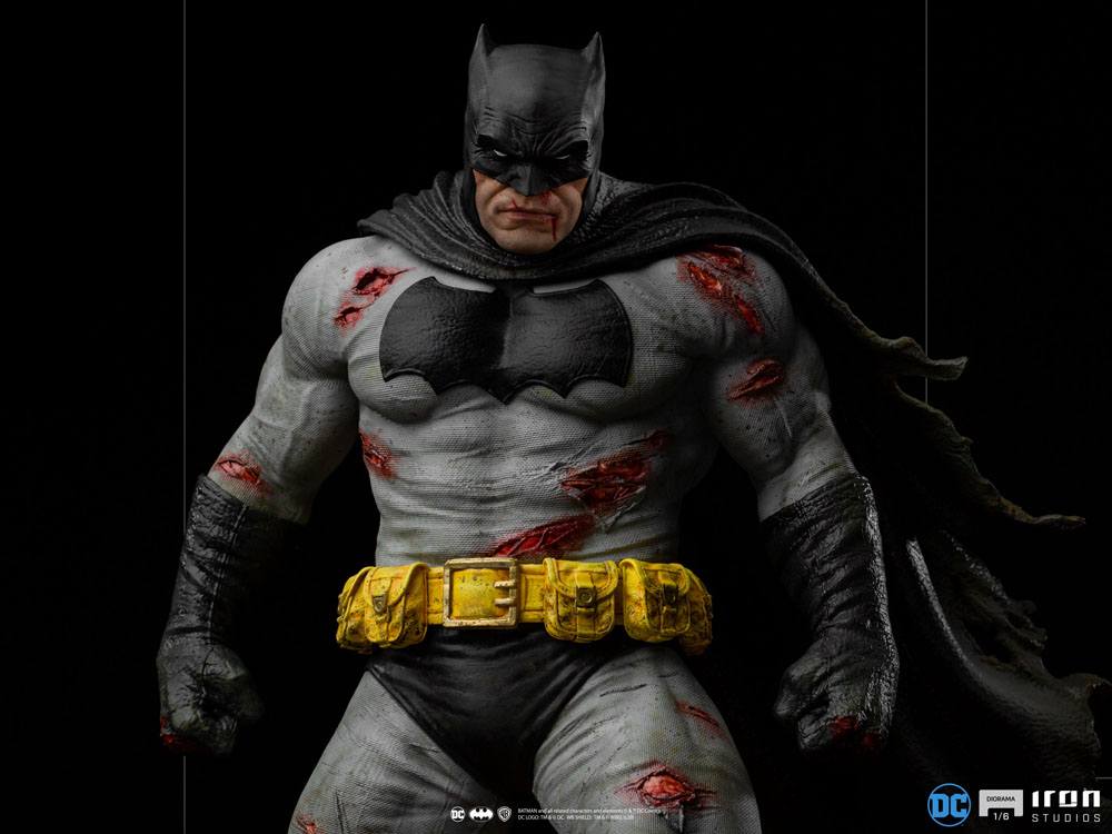 IRON STUDIO - Dc Comics - Batman The Dark Knight Returns Diorama 1:6 Batman