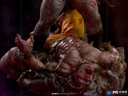 IRON STUDIO - Dc Comics - Batman The Dark Knight Returns Diorama 1:6 Batman