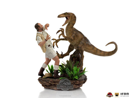 IRON STUDIO - Jurassic Park DeLuxe Art Scale Statue 1:10 Clever Girl