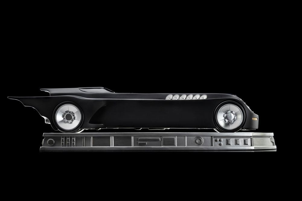 IRON STUDIO - Dc Comics - Batman The Animated Series (1992) Art Scale 1:10 Batmobile
