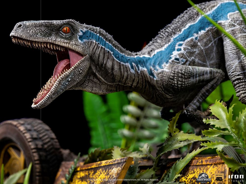 IRON STUDIOS - Jurassic World Fallen Kingdom Deluxe Art Scale Statue 1/10 Blue