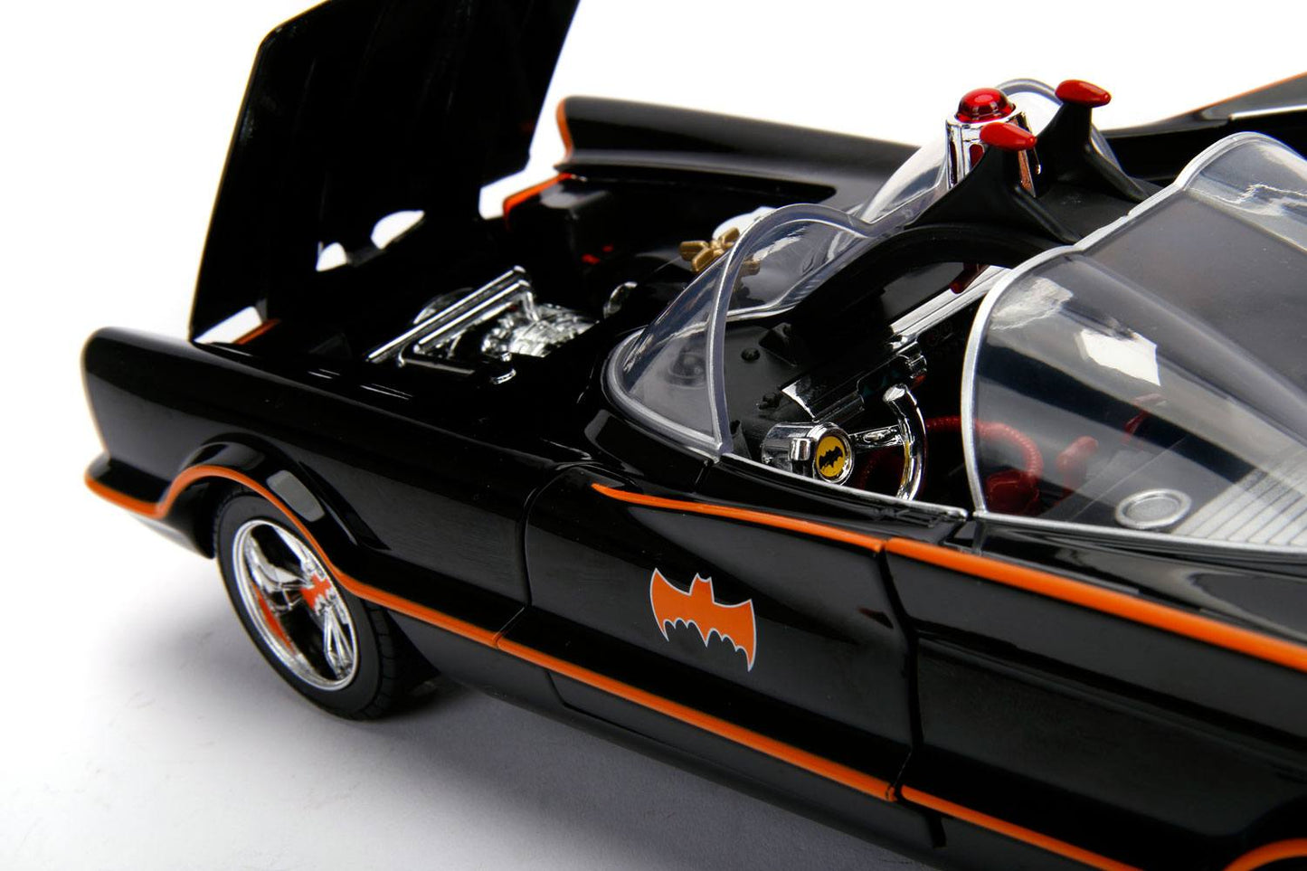 JADATOYS - Dc Comics - Classic Television Series Batmobile with Die Cast Figures 1/18
