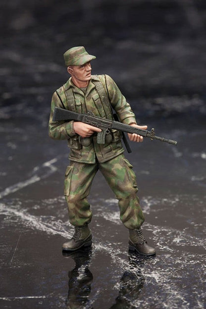 KOTOBUKIYA - Metal Gear Solid V Plastic Model Kit 1/35 Metal Gear Solid Ground Zero Set