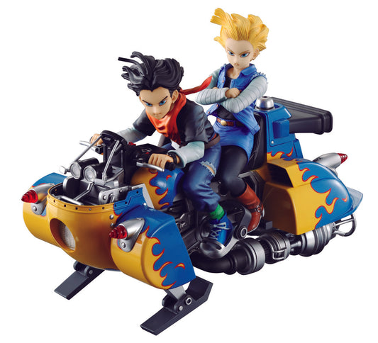 MEGAHOUSE - Dragon Ball Z Desktop Real McCoy Pvc Diorama Android 17 & Android 18