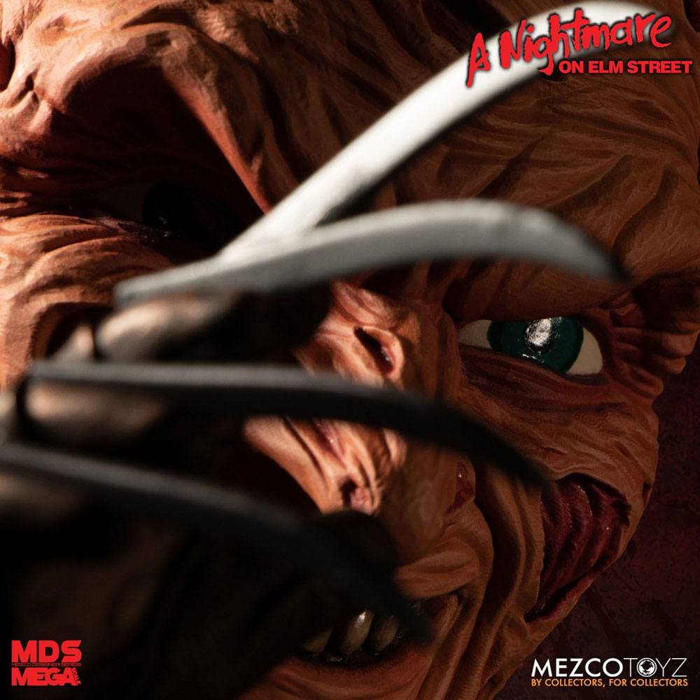 MEZCO - A Nightmare on Elm Street Megascale Talking