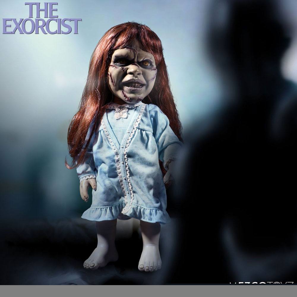 MEZCO - The Exorcist Mega Scale Action Figure with Sound Feature Regan Macneil
