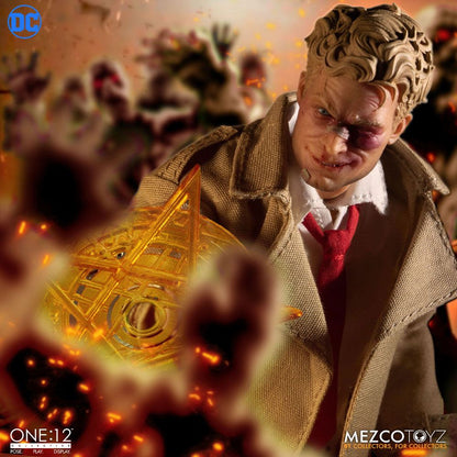 MEZCO - Dc Comics - Action Figure 112 Constantine DeLuxe Edition