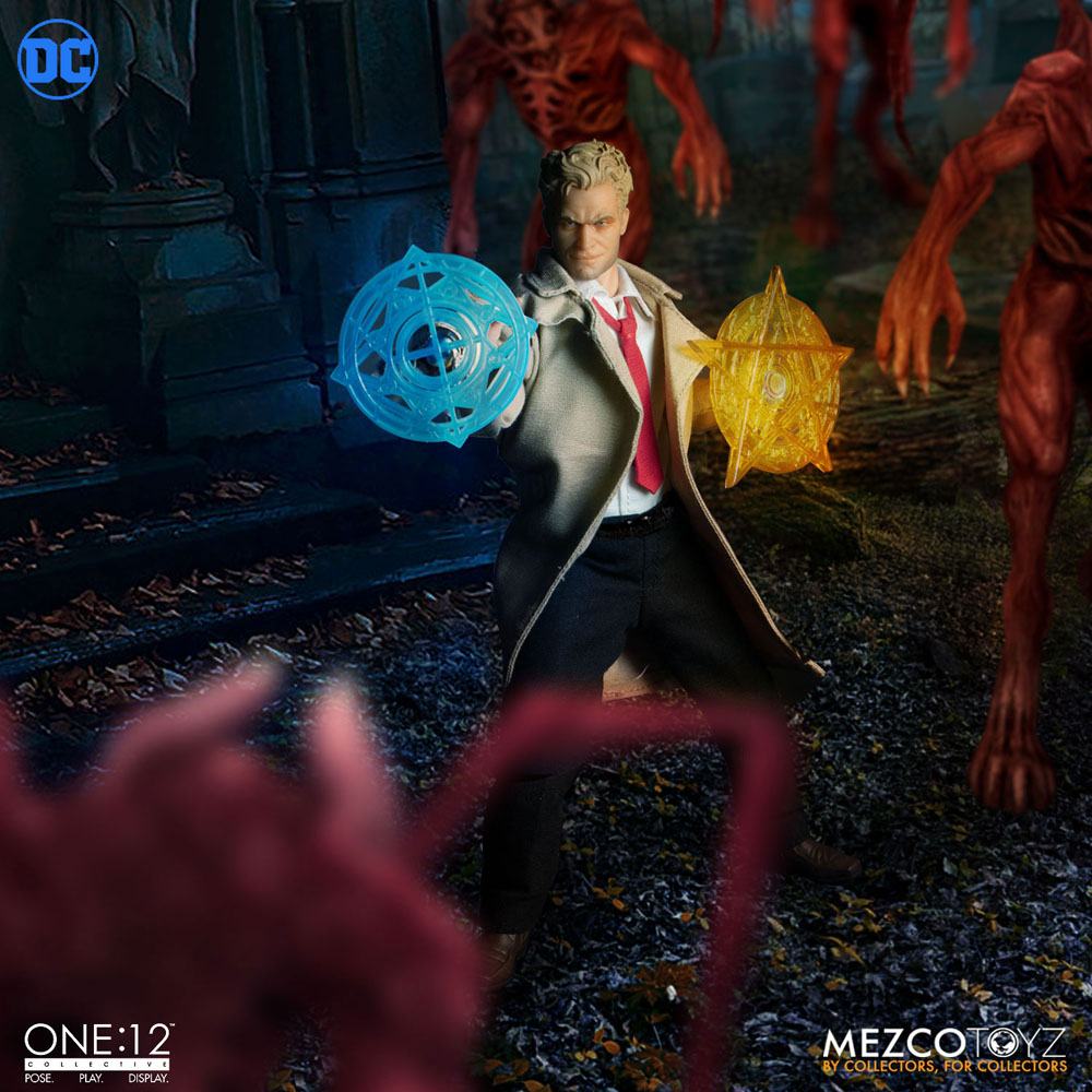 MEZCO - Dc Comics - Action Figure 112 Constantine DeLuxe Edition