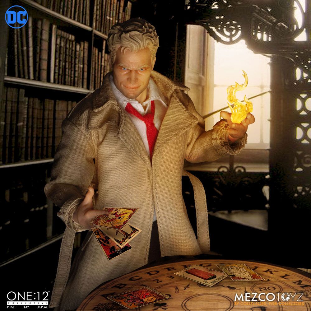 MEZCO - Dc Comics - Action Figure 112 Constantine DeLuxe Edition