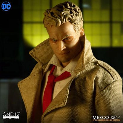 MEZCO - Dc Comics - Action Figure 112 Constantine DeLuxe Edition