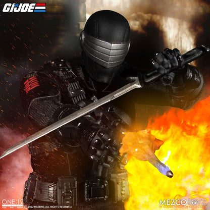 MEZCO - One:12 Collective Coll GI Joe Snake Eyes DeLuxe Ed Action Figure