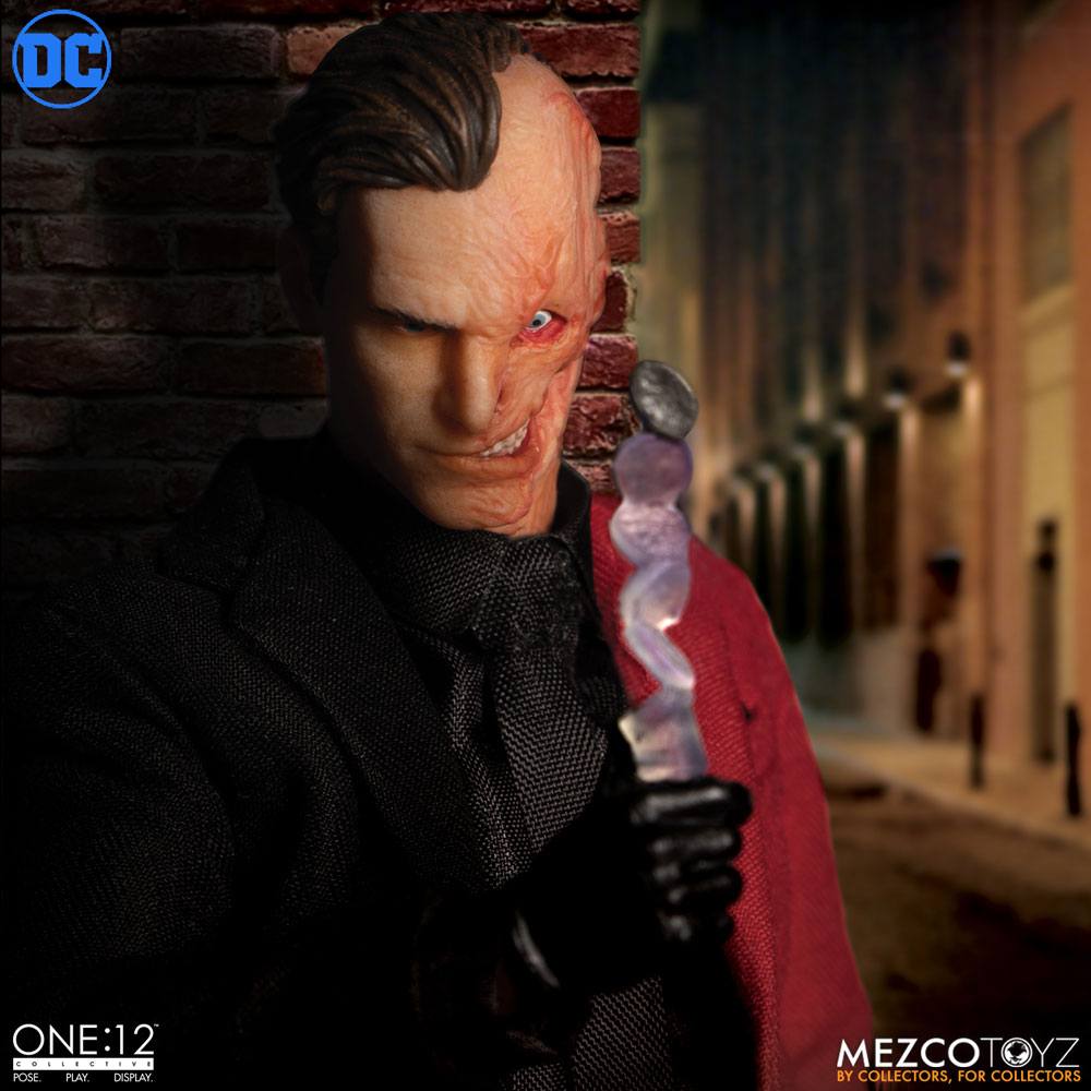 MEZCO - One:12 Collective Dc Comics - Action Figure 1:12 Two-Face