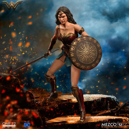 MEZCO - Dc Comics - Action Figure 112 Wonder Woman