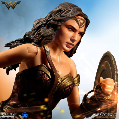 MEZCO - Dc Comics - Action Figure 112 Wonder Woman