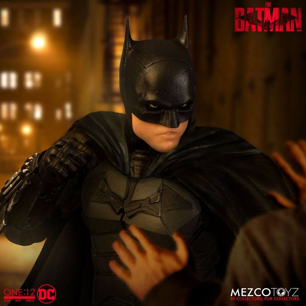 MEZCO - Dc Comics - The Batman Action Figure 1:12 The Batman