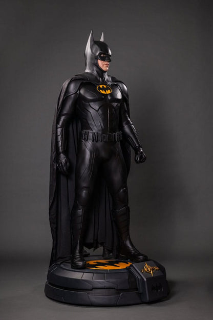 MUCKLE MANNEQUINS - The Flash Life-Size Statue Batman Keaton  211 cm