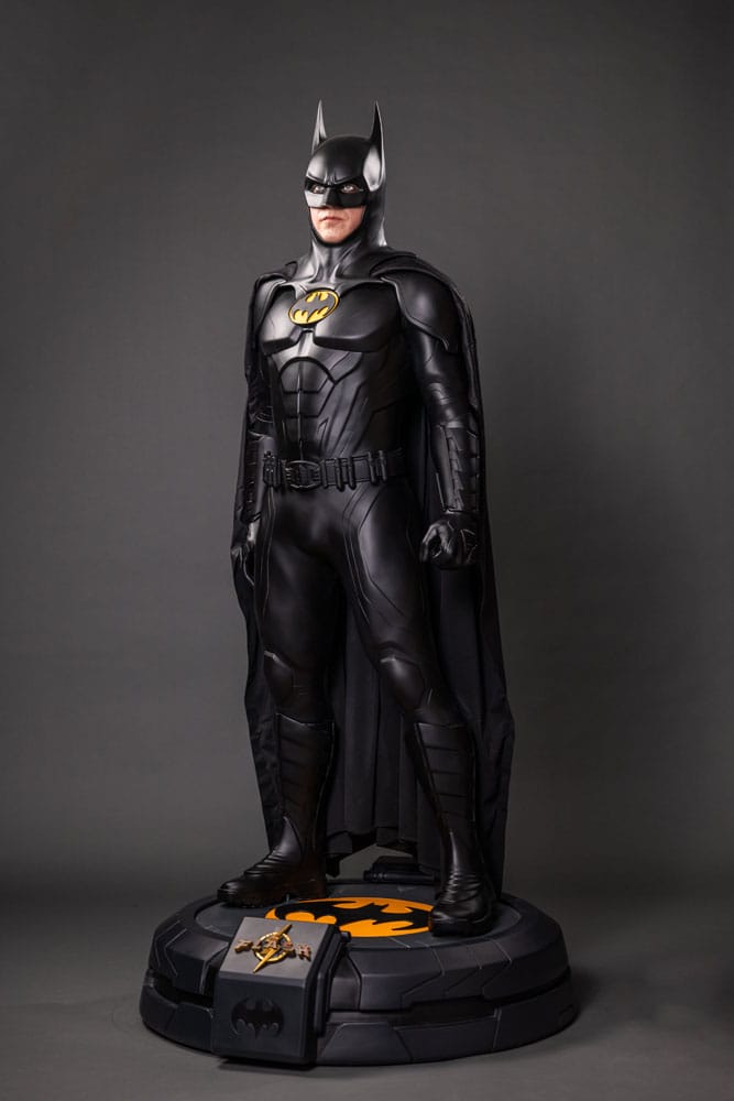 MUCKLE MANNEQUINS - The Flash Life-Size Statue Batman Keaton  211 cm