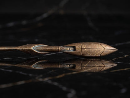 MASTER REPLICAS - Stargate Desktop Replica Ma'tok Staff