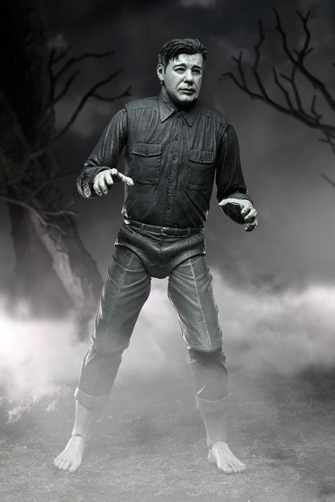 NECA - Universal Monsters Action Figure Ultimate The Wolf Man (Black & White)