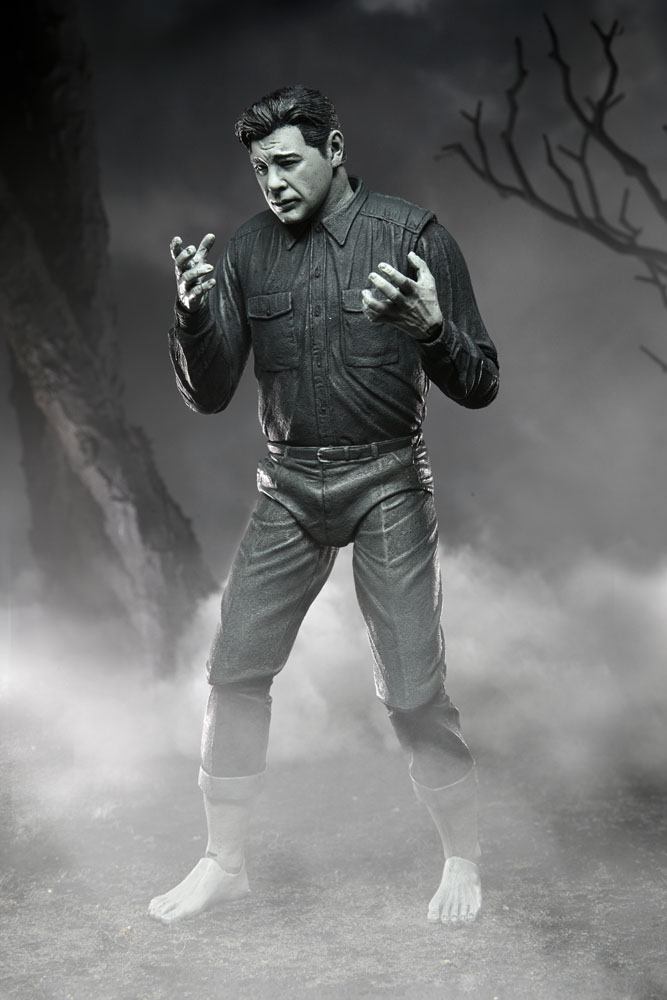 NECA - Universal Monsters Action Figure Ultimate The Wolf Man (Black & White)