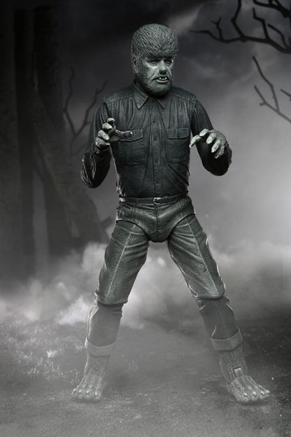 NECA - Universal Monsters Action Figure Ultimate The Wolf Man (Black & White)