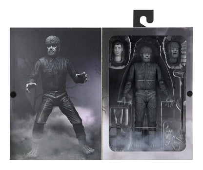 NECA - Universal Monsters Action Figure Ultimate The Wolf Man (Black & White)