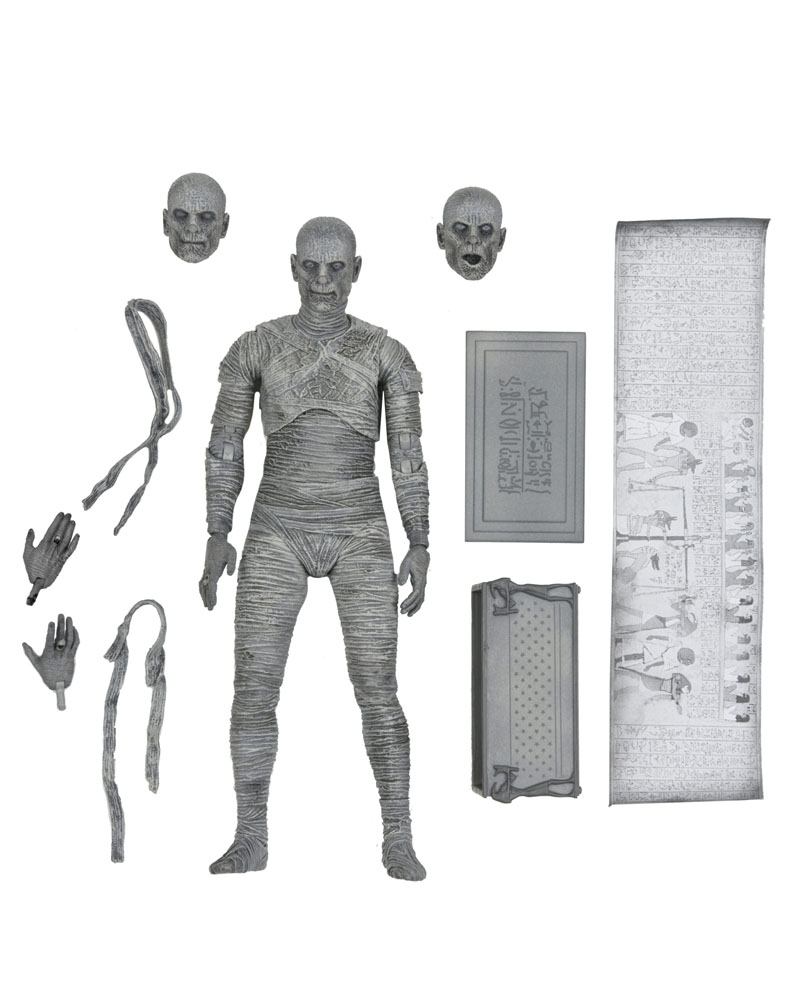 NECA - Universal Monsters Action Figure Ultimate The Mummy (Black & White)