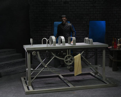 NECA - Universal Monsters Accessory Pack for Action Figure Frankenstein