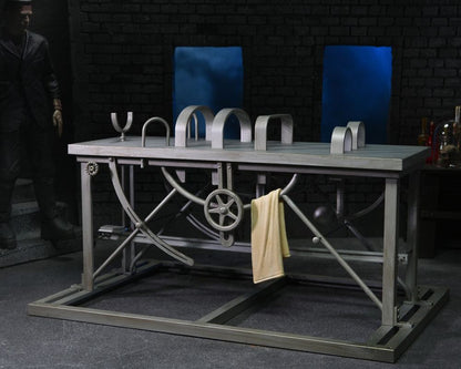 NECA - Universal Monsters Accessory Pack for Action Figure Frankenstein