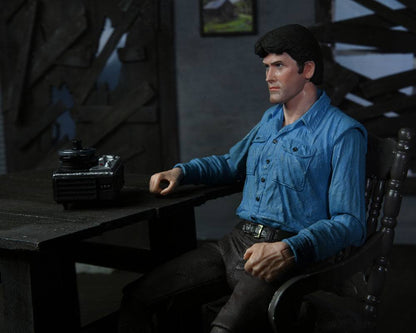 NECA - The Evil Dead Action Figure Ultimate Ash