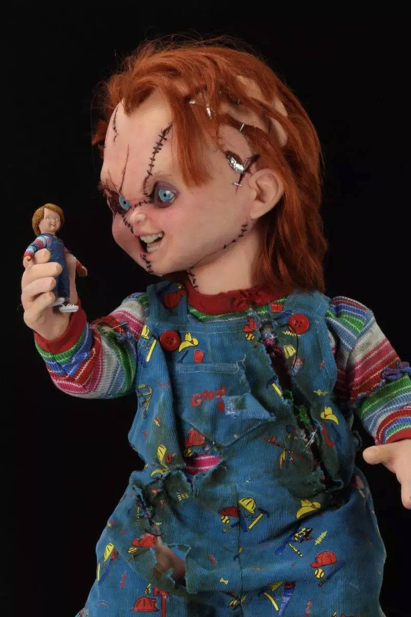 NECA - Bride of Chucky - Chucky Doll - Prop Replica 1/1 ( 76 cm)