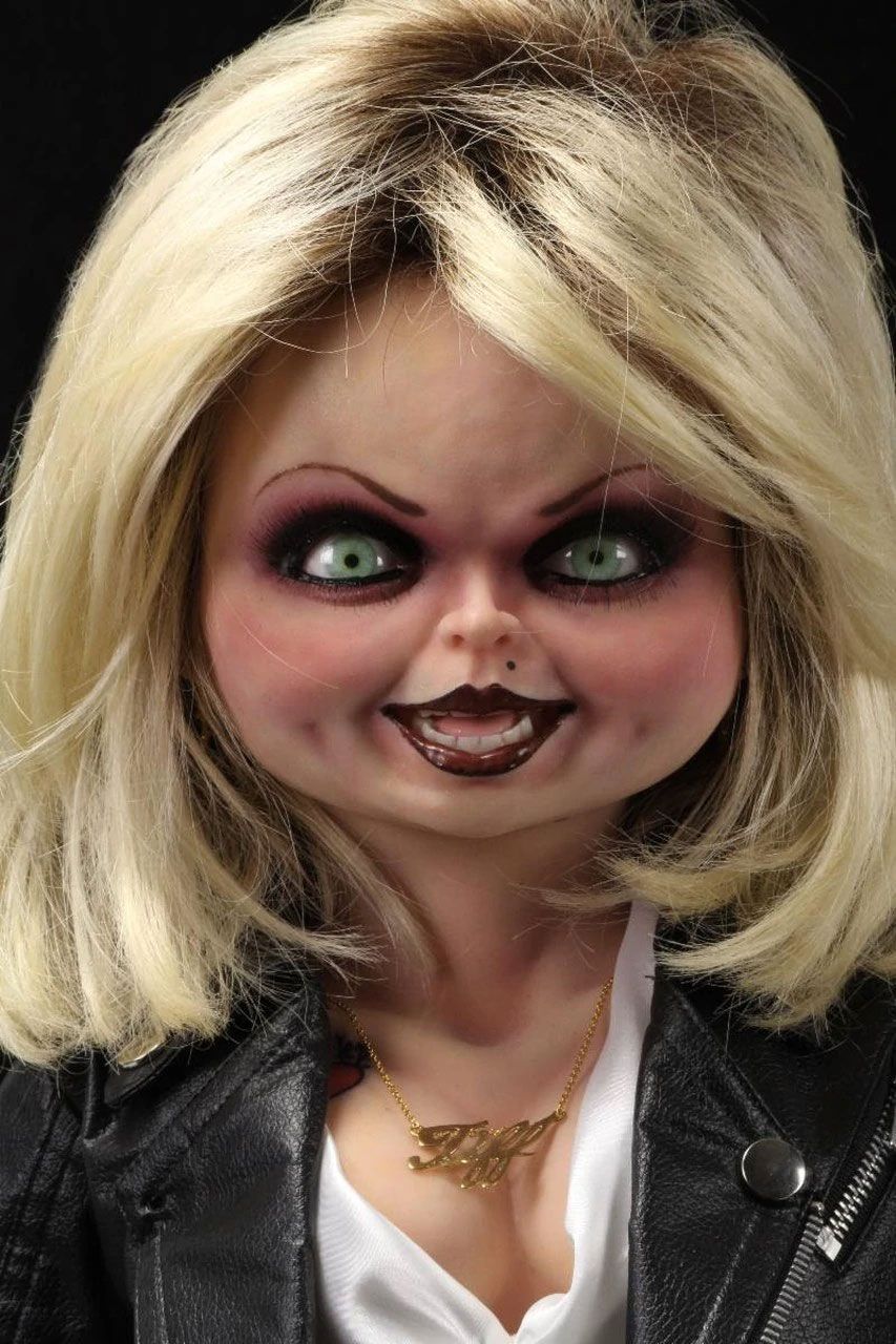 NECA - Bride of Chucky - Tiffany Doll - Prop Replica 1:1 (76 cm)